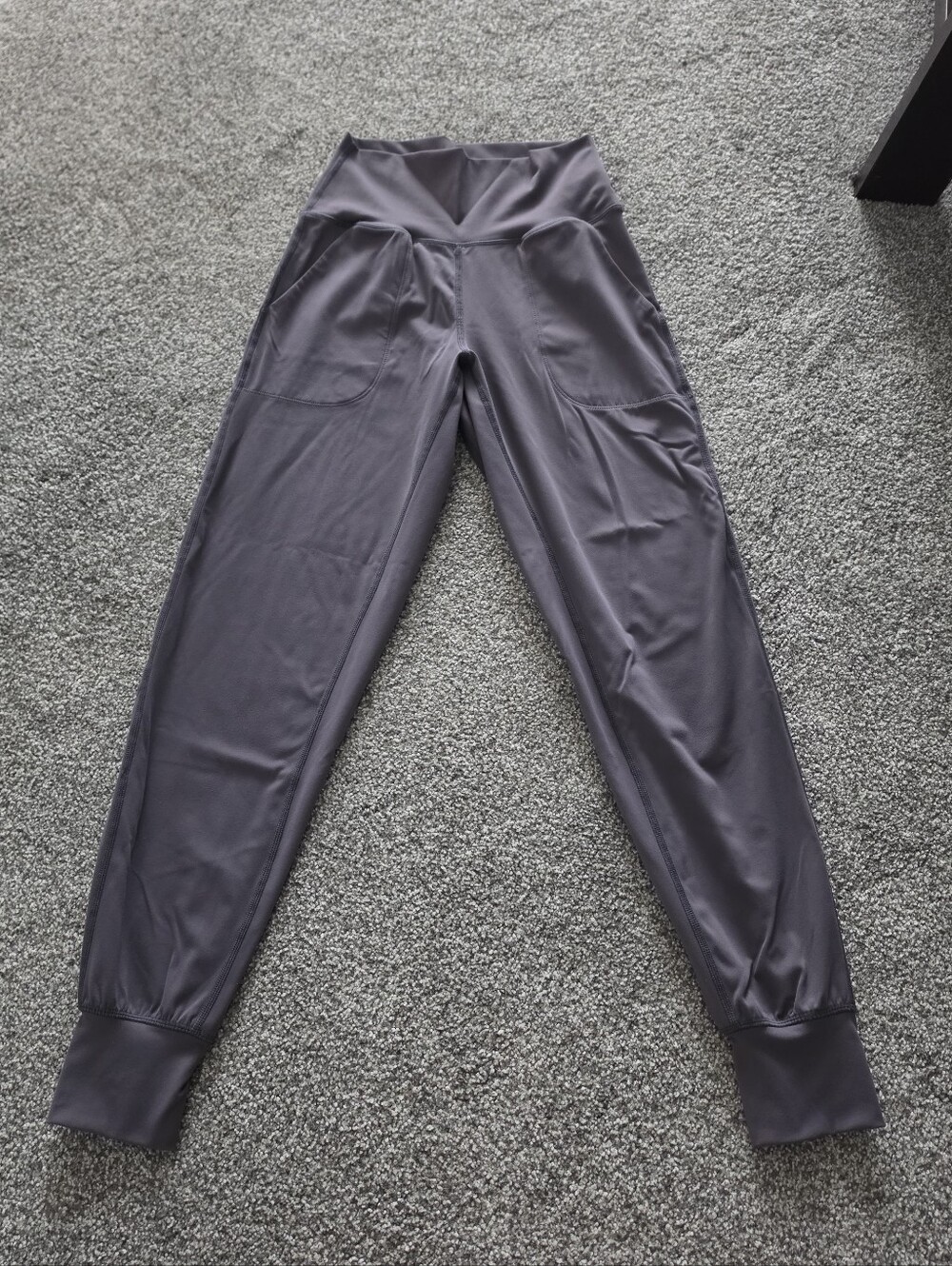 High-Waist Jogger Pants in Charcoal - Picture 3 of 5